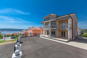 Moderne Souterrainwohnung, Crikvenica